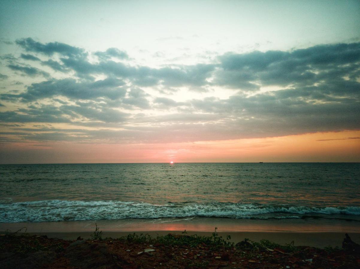 Sea View Resort-& Spa Cherai Cherai Beach ภายนอก รูปภาพ