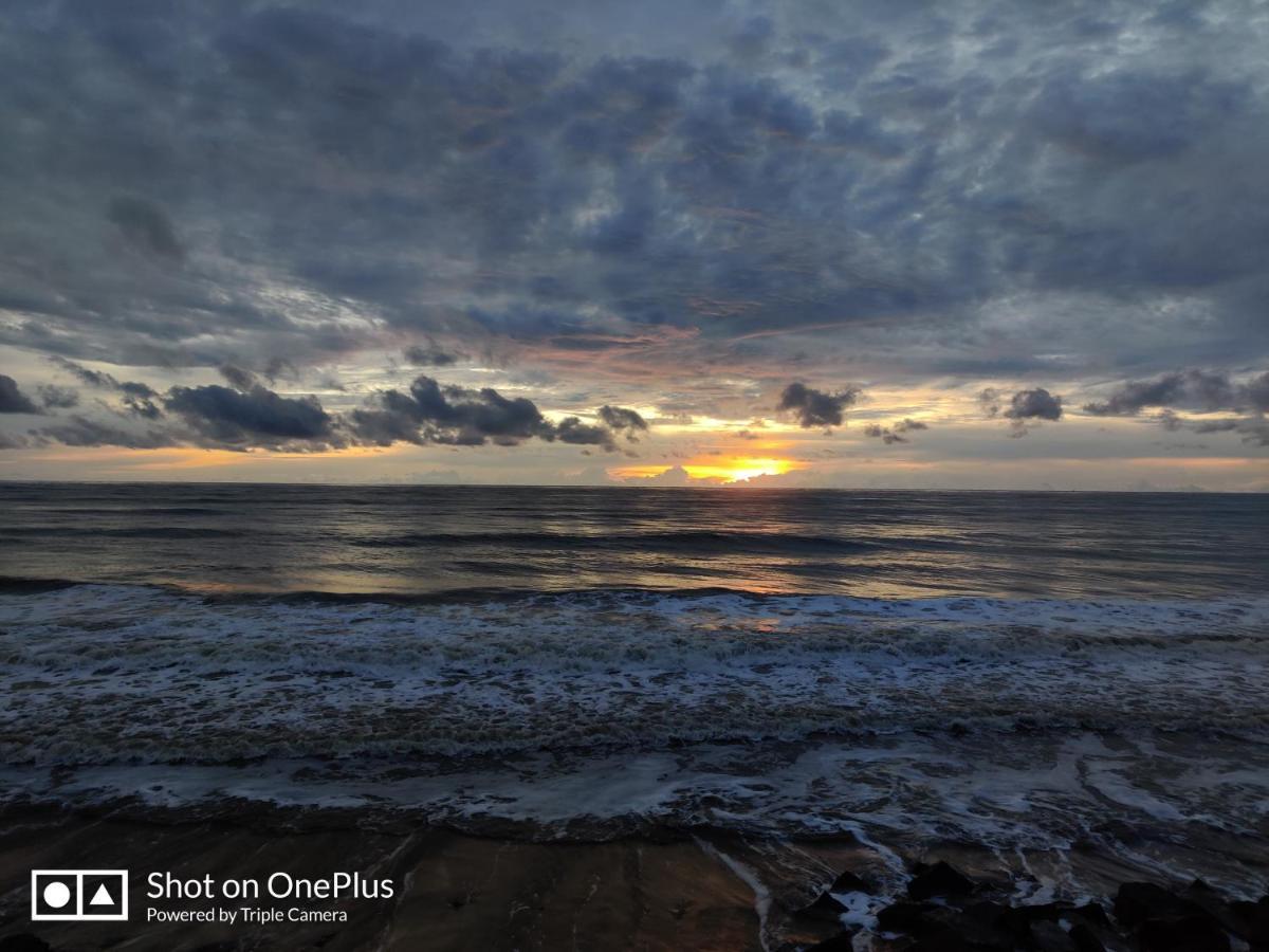 Sea View Resort-& Spa Cherai Cherai Beach ภายนอก รูปภาพ